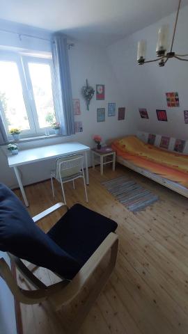 Profile picture for user Julienne